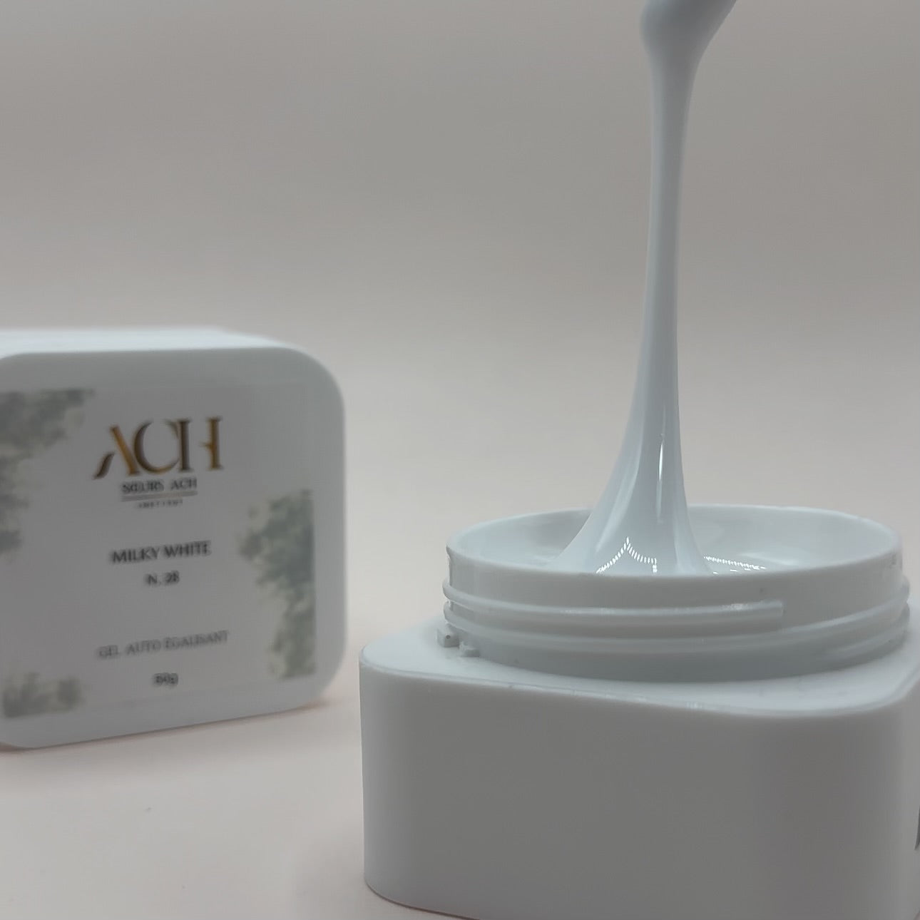 Gel Milky White 28 Gel Auto égalisant Hema Free